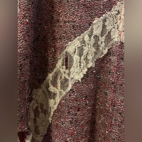 Anthropologie Distressed Long Sleeved Top; Pink, White Lace - Picture 3 of 5